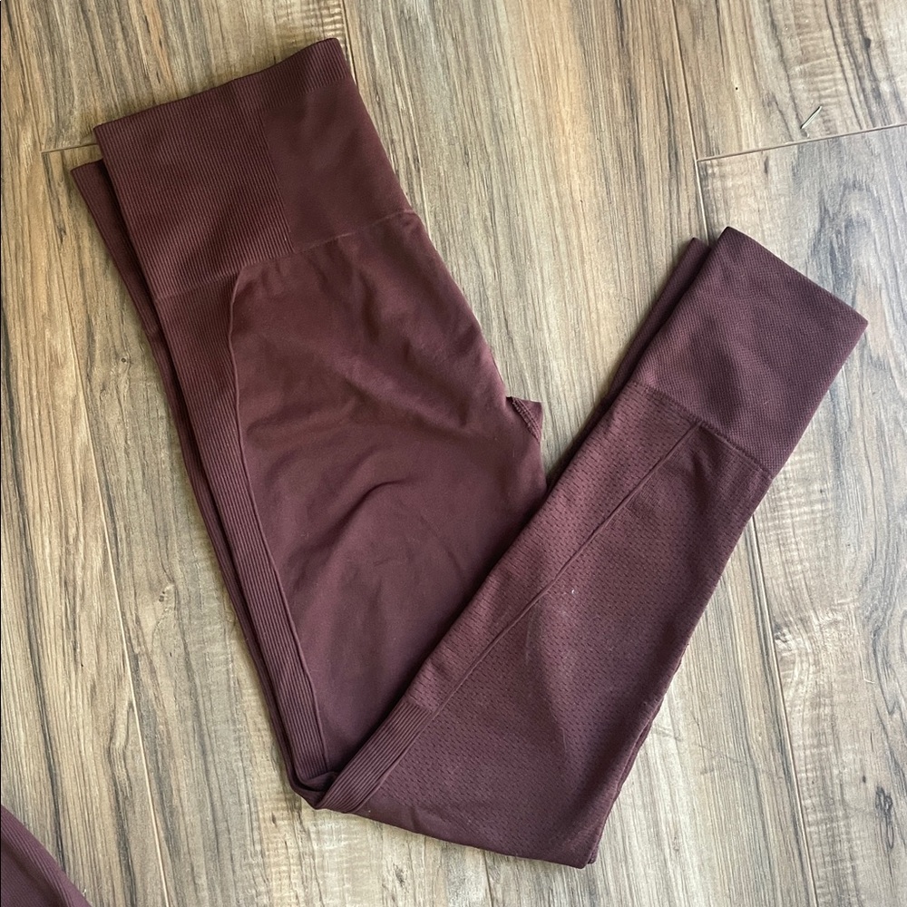 Halfdays Burgundy Baselayer Set - Picture 2 of 4